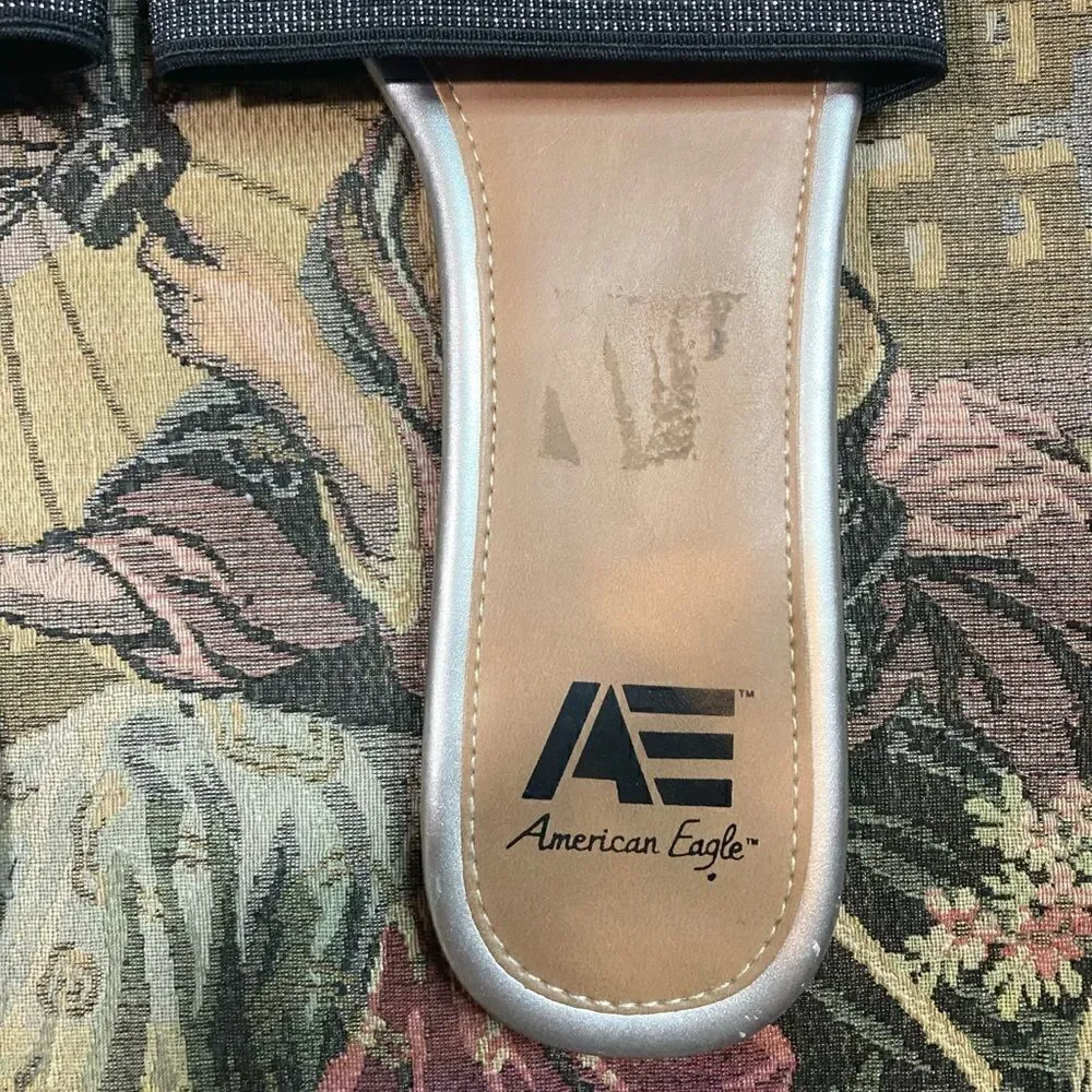 Black and Silver Stretchy American Eagle Sandals